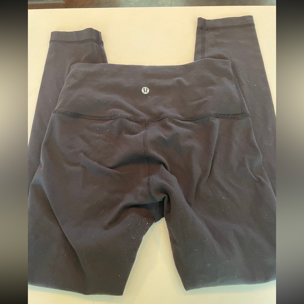 Bundle of Lululemon Wunder Under High Rise Tight  25" Size 6 and 25" Size 8.